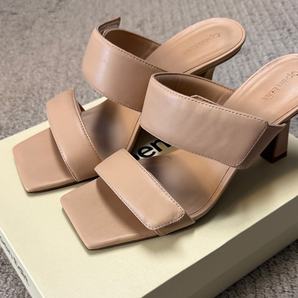 Women's Tan Heeled Sandals